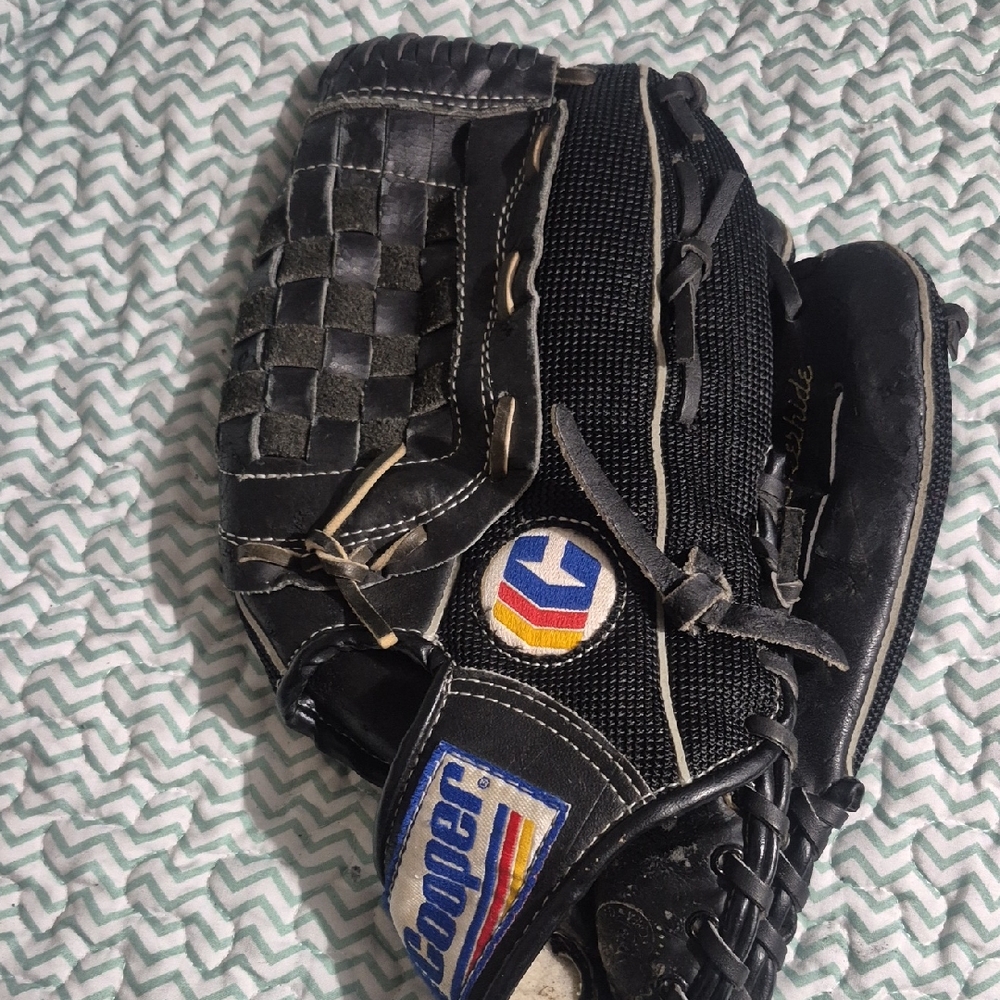 Cooper Black Baseball Glove
